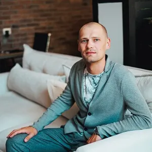 Брокер Денис Димскис